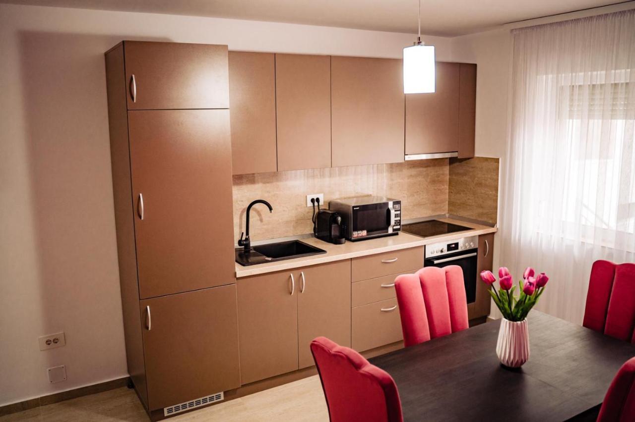 Apartment Gabriela'S Home Oradea Luaran gambar